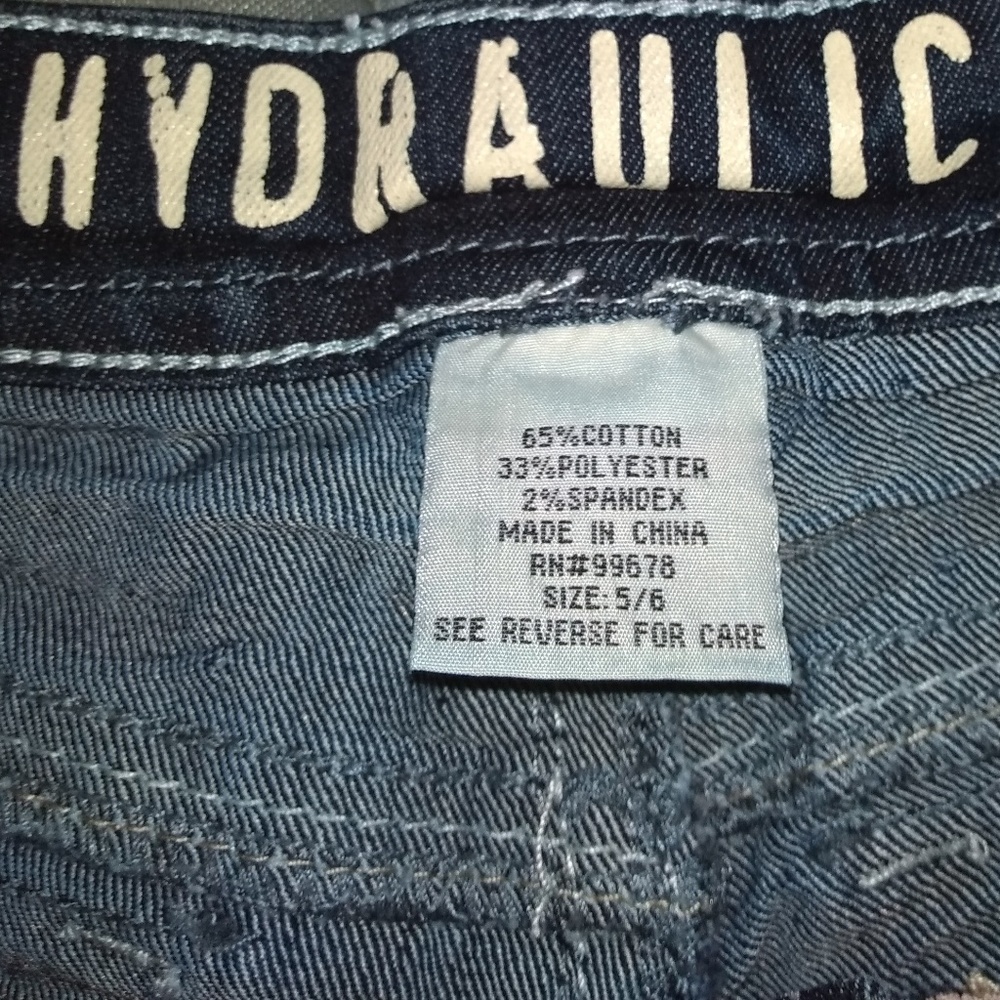 Capris - Picture 3 of 3